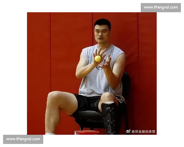 39 岁仍征战 NBA!姚明前队友年薪 360 万成更衣室传奇 39 岁仍征战 NBA!姚明前队友年薪 360 万成更衣室传奇