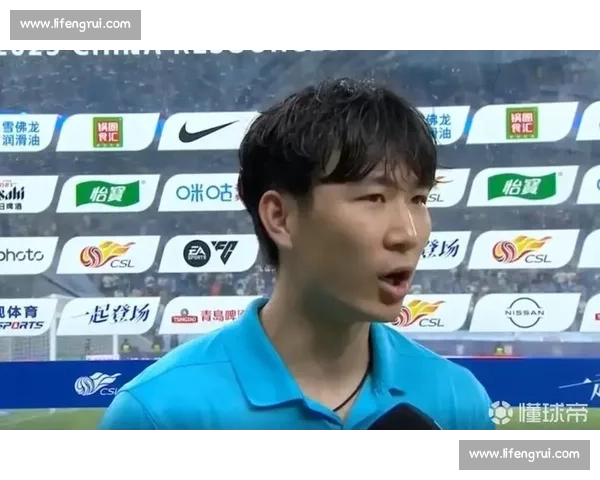 张昱杰护腿板暗藏全家福密码 训练预演助其中超关键破门 张昱杰护腿板暗藏全家福密码 训练预演助其中超关键破门
